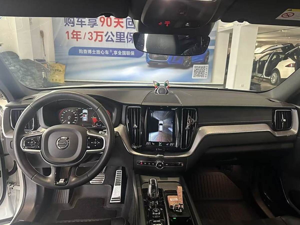 沃爾沃 XC60新能源  2019款  T8 E驅(qū)混動(dòng) 智雅運(yùn)動(dòng)版 國(guó)VI圖片