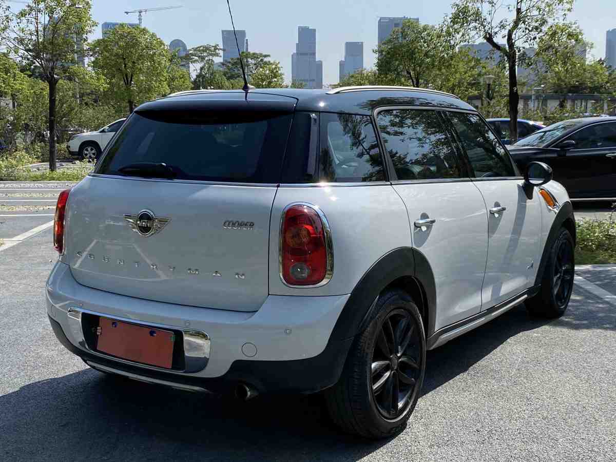 2016年5月MINI COUNTRYMAN  2014款 1.6T COOPER ALL4 Excitement