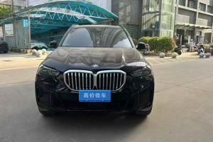 寶馬X5 寶馬 xDrive 40Li 尊享型黑焰限量版
