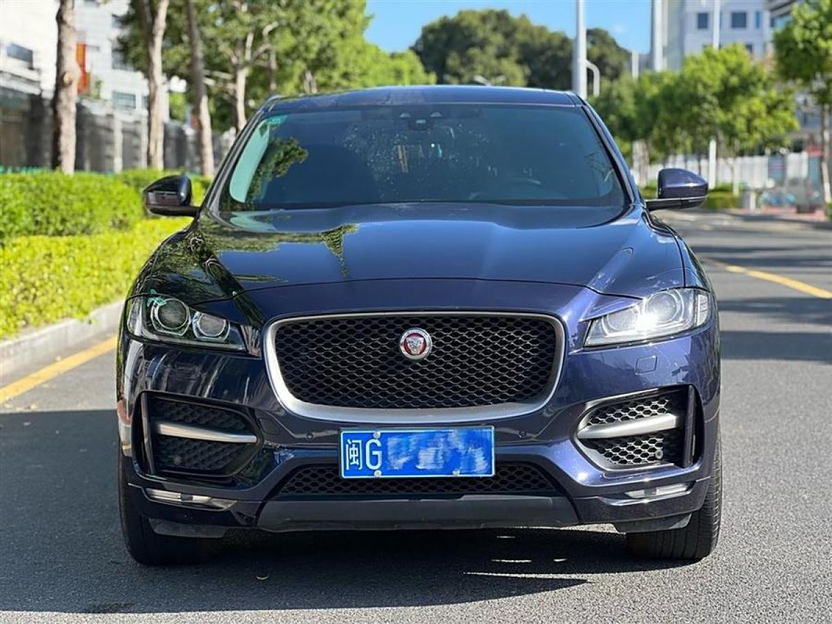 2017年4月捷豹 F-PACE  2016款 3.0 SC 四驅(qū)R-Sport運(yùn)動版