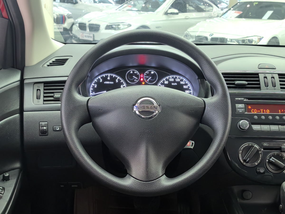 2015年9月日产 骐达  2014款 1.6L CVT舒适型