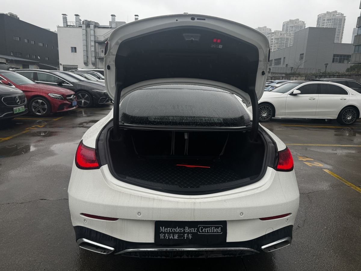 奔馳 奔馳CLE  2024款 CLE 300 4MATIC 動(dòng)感型轎跑車圖片