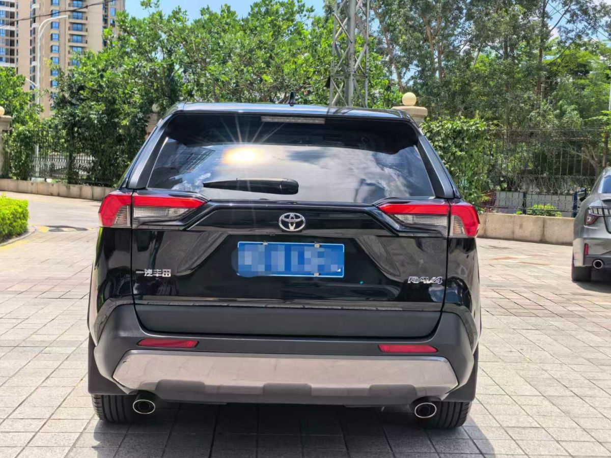 豐田 RAV4榮放  2021款 2.0L CVT四驅(qū)風(fēng)尚版圖片