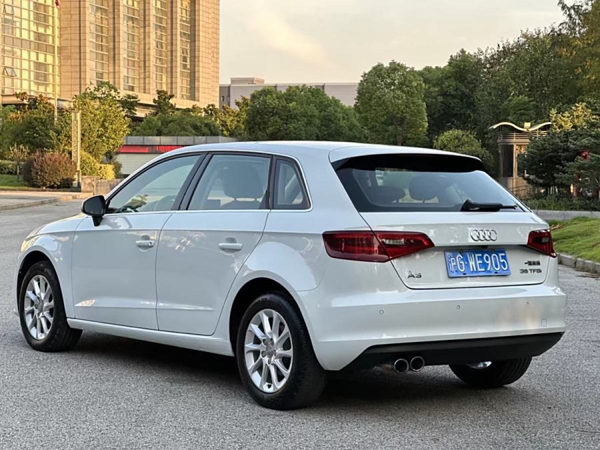 2016年3月奧迪 奧迪A3  2014款 Sportback 35 TFSI 自動進(jìn)取型