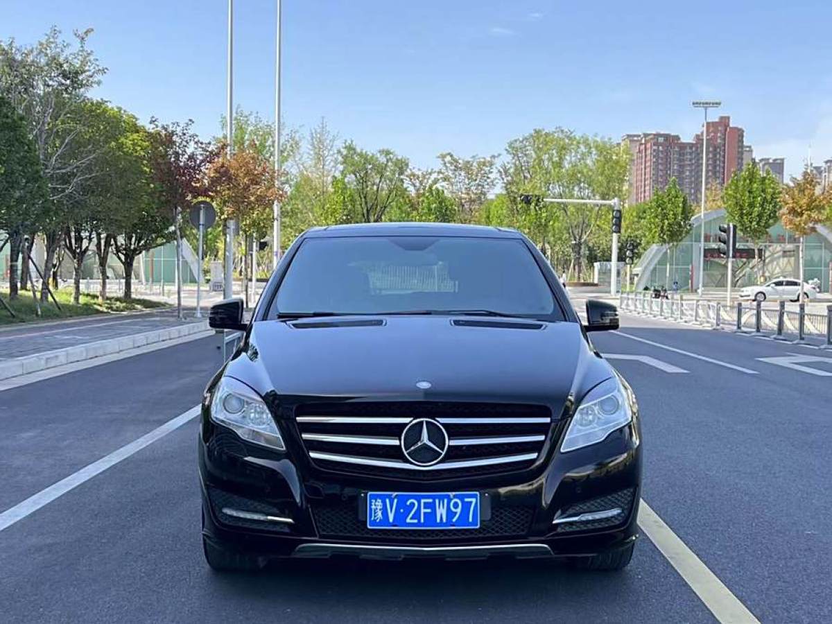 奔馳 奔馳R級  2014款 R 400 4MATIC 商務(wù)型圖片