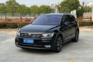途觀L 大眾 改款 330TSI 自動(dòng)兩驅(qū)R-Line越享版