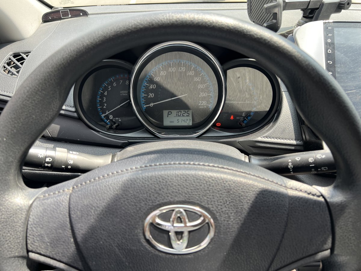 豐田 YARiS L 致炫  2016款 1.5E 自動(dòng)勁速版圖片