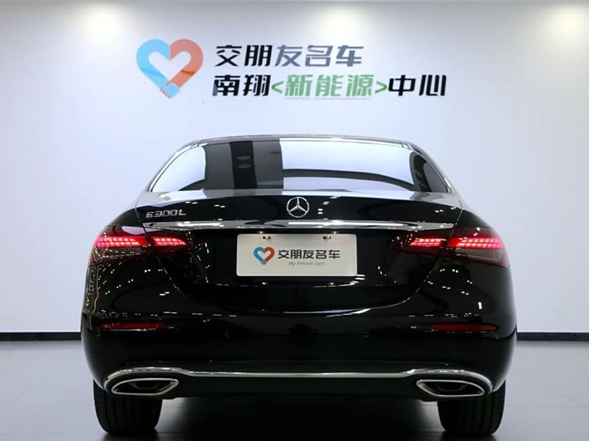 奔馳 奔馳E級(jí)  2021款 改款 E 300 L 豪華型圖片