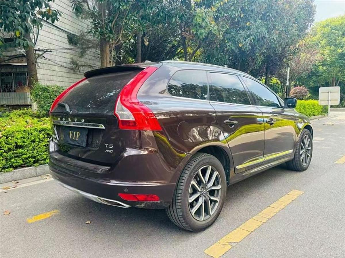 沃爾沃 XC60  2017款 T5 AWD 智遠(yuǎn)升級(jí)版圖片