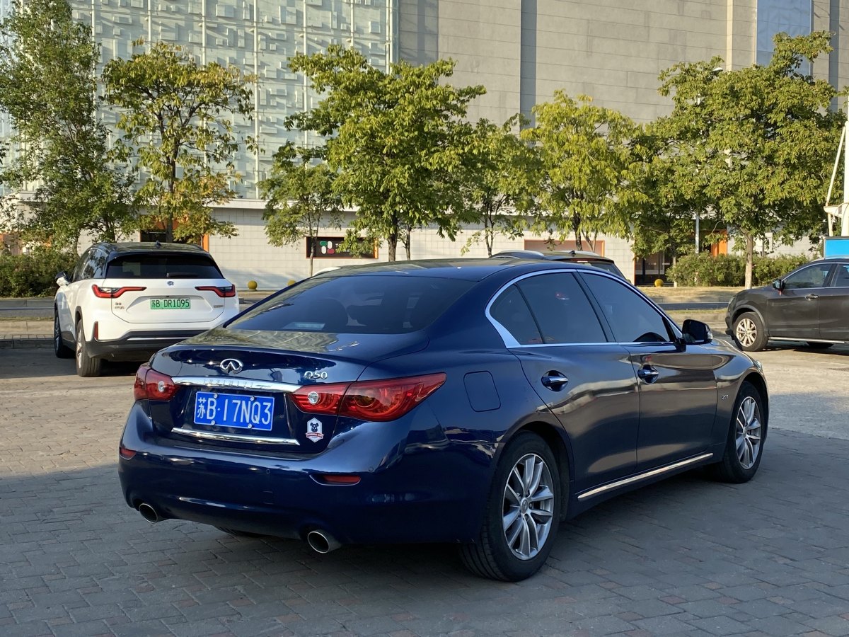 英菲尼迪 Q50L  2016款 2.0T 悦享版图片