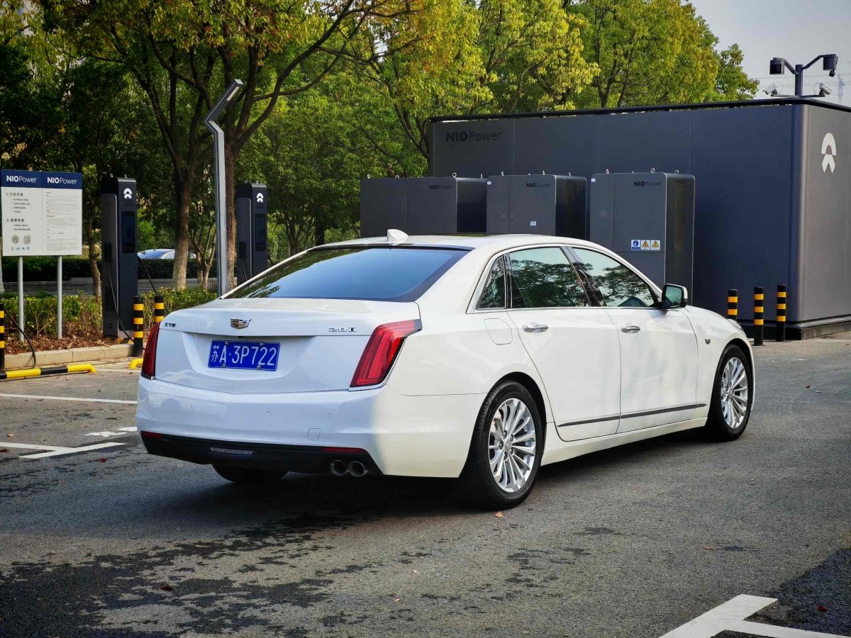 凱迪拉克 CT6  2017款 28T 豪華型圖片