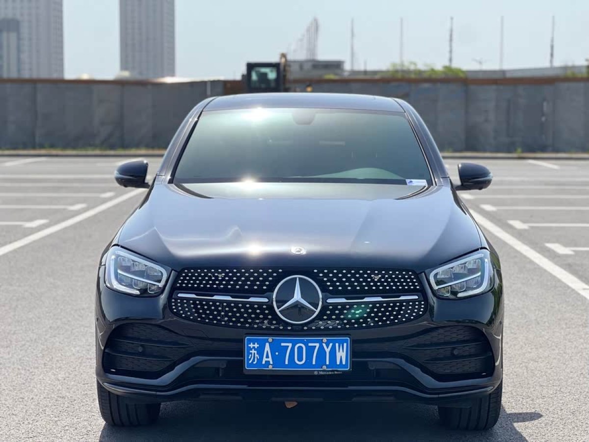 奔馳 奔馳GLC  2023款 改款 GLC 260 4MATIC 轎跑SUV圖片
