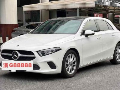 2019年9月 奔馳 奔馳A級 A 220 L 4MATIC 運(yùn)動轎車圖片