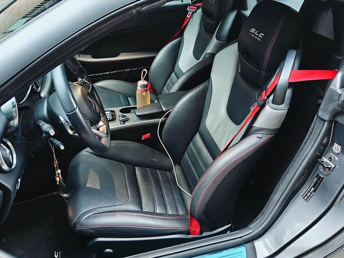 奔驰 奔驰SLC级  2018款 SLC 260 朱颜特别版图片