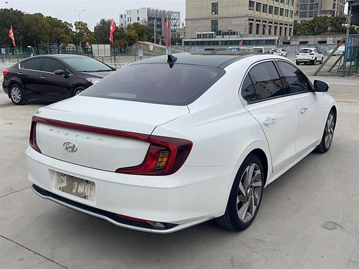 現(xiàn)代 名圖  2021款 1.8L CVT尊貴版LUX圖片