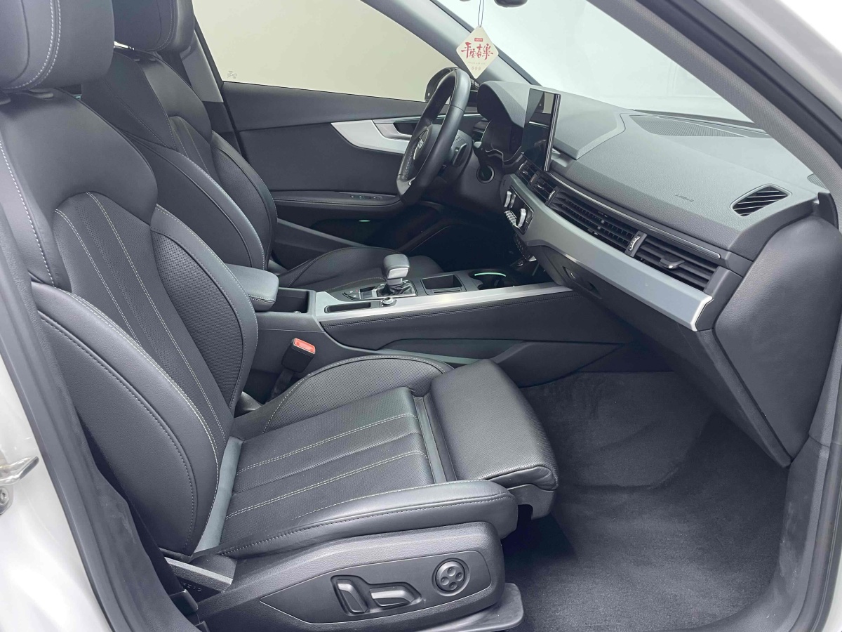 奧迪 奧迪A4L  2020款 40 TFSI 豪華動(dòng)感型圖片