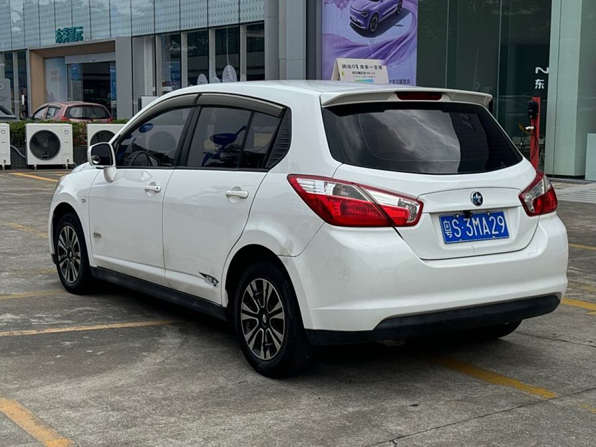 啟辰 R50  2013款 1.6L 手動時尚版圖片