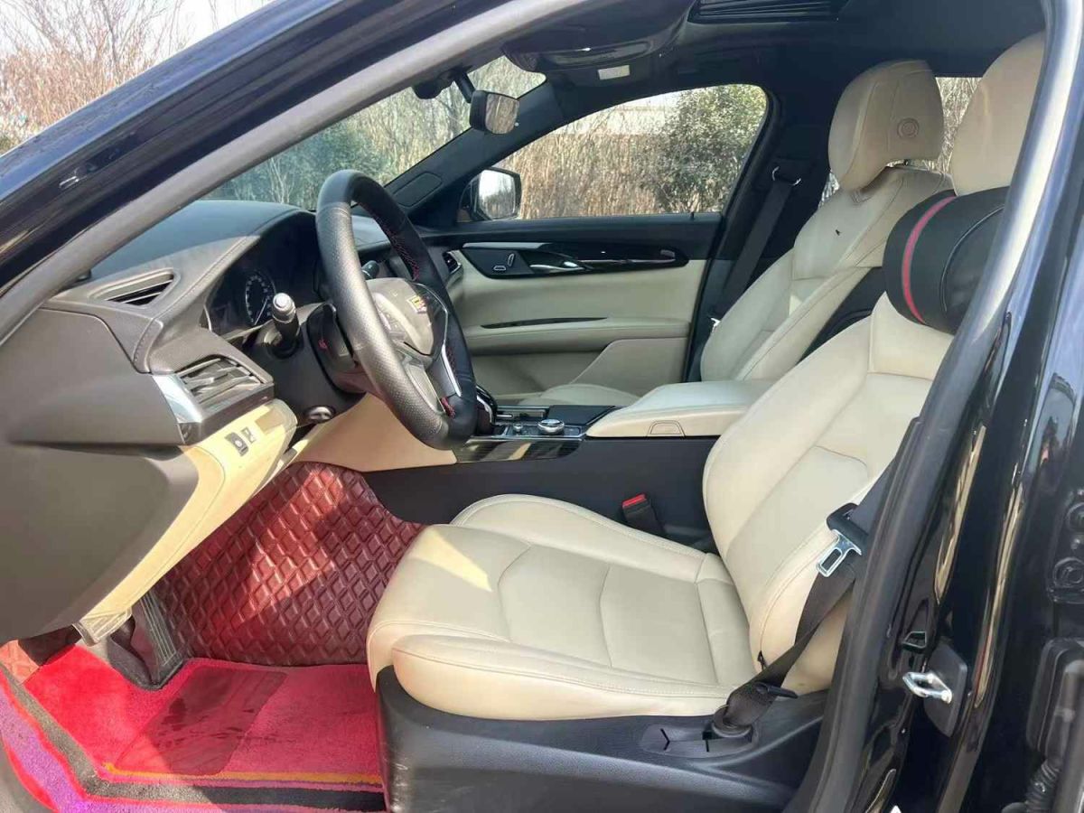 凱迪拉克 CT6  2019款 28T 領(lǐng)先運動型圖片