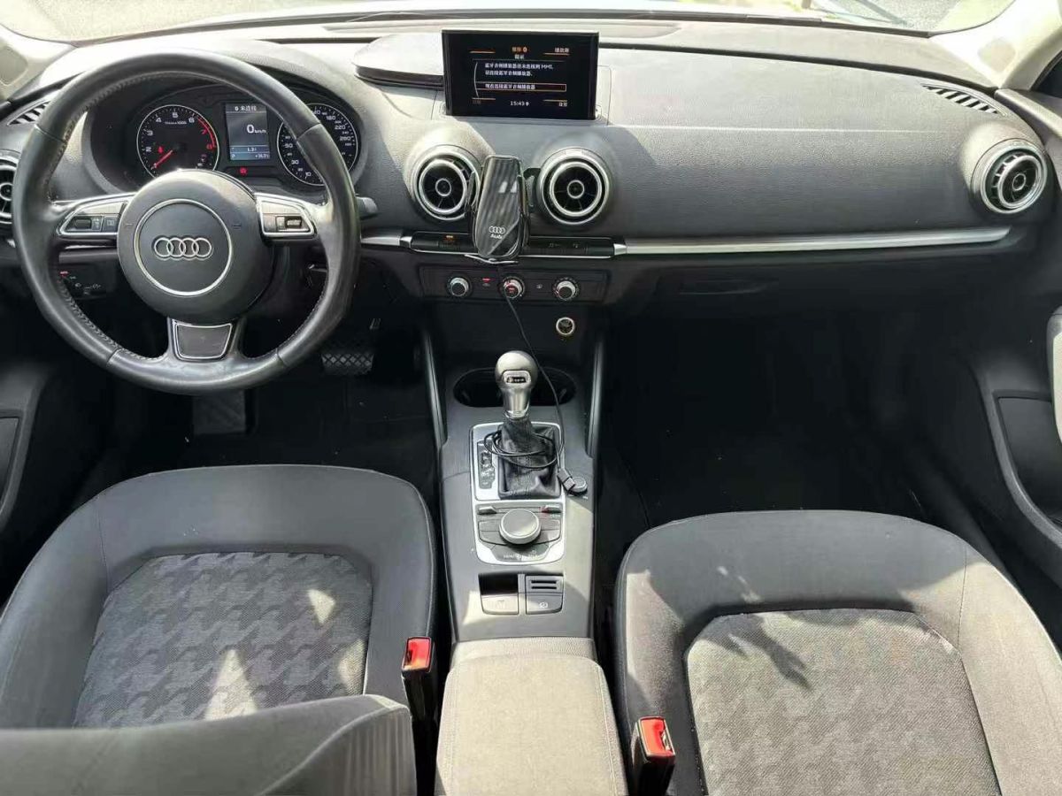 奧迪 奧迪A3  2016款 Limousine 35 TFSI 進取型圖片
