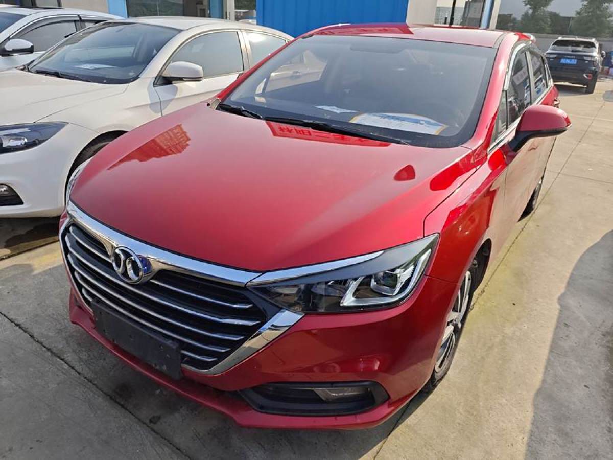 北汽紳寶 D50  2019款 1.5L CVT豪華版 國(guó)V圖片