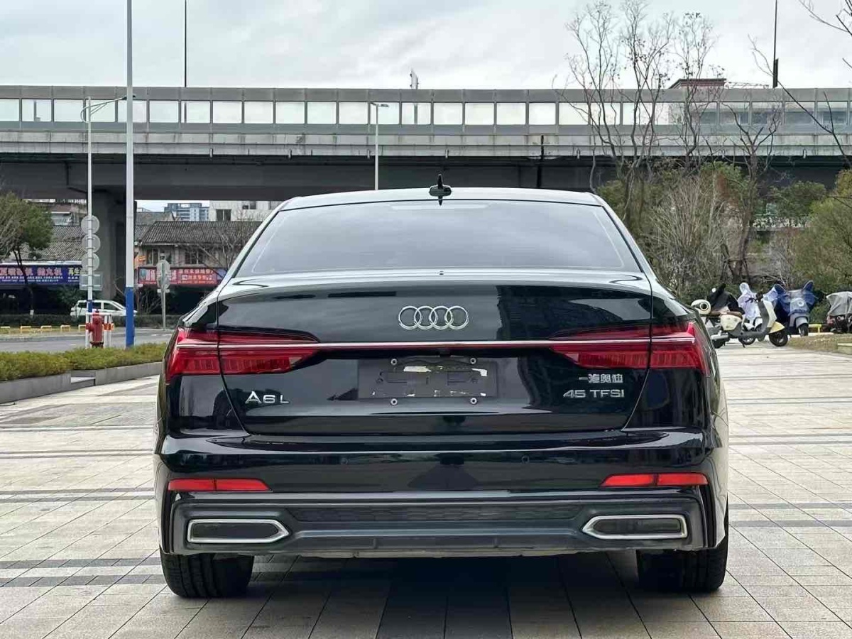 奧迪 奧迪A6L  2021款 45 TFSI 臻選動感型圖片