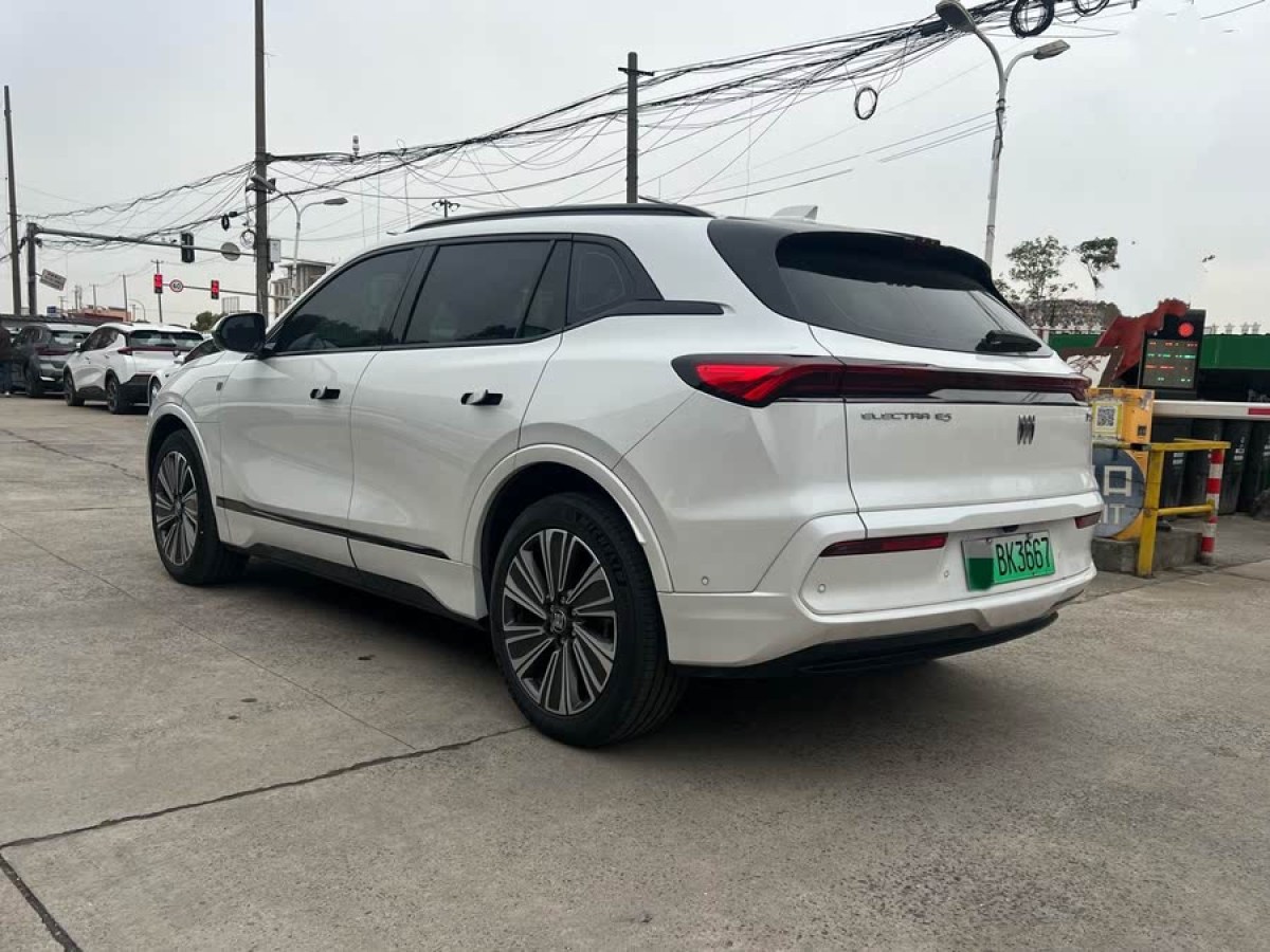 別克 別克E5  2023款 臻享標(biāo)準(zhǔn)續(xù)航版圖片