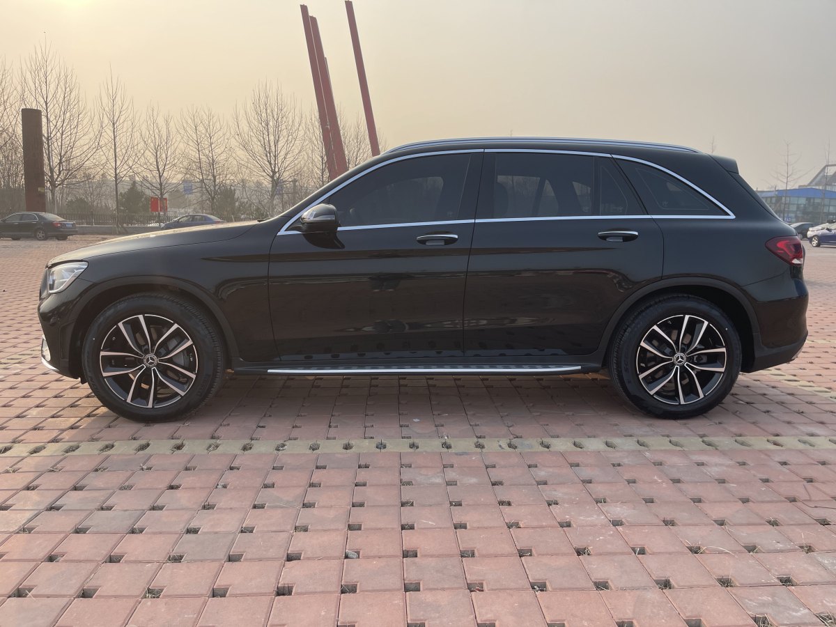 奔馳 奔馳GLC  2018款 改款 GLC 300 4MATIC 動感型圖片