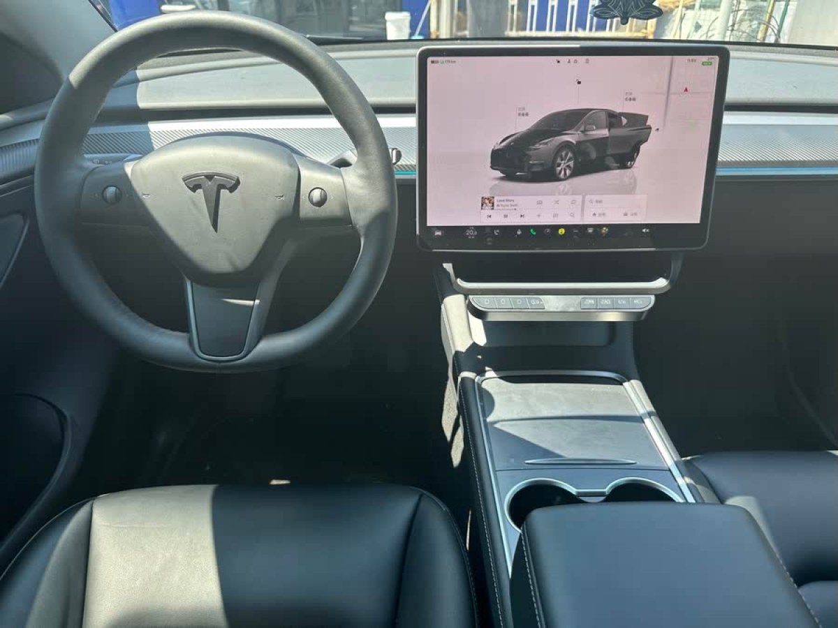 特斯拉 Model Y  2022款 改款 后輪驅(qū)動版圖片