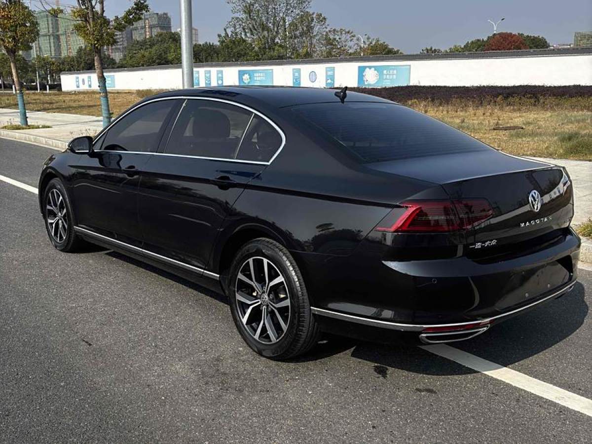 大眾 邁騰  2019款  330TSI DSG 領(lǐng)先型 國(guó)VI圖片