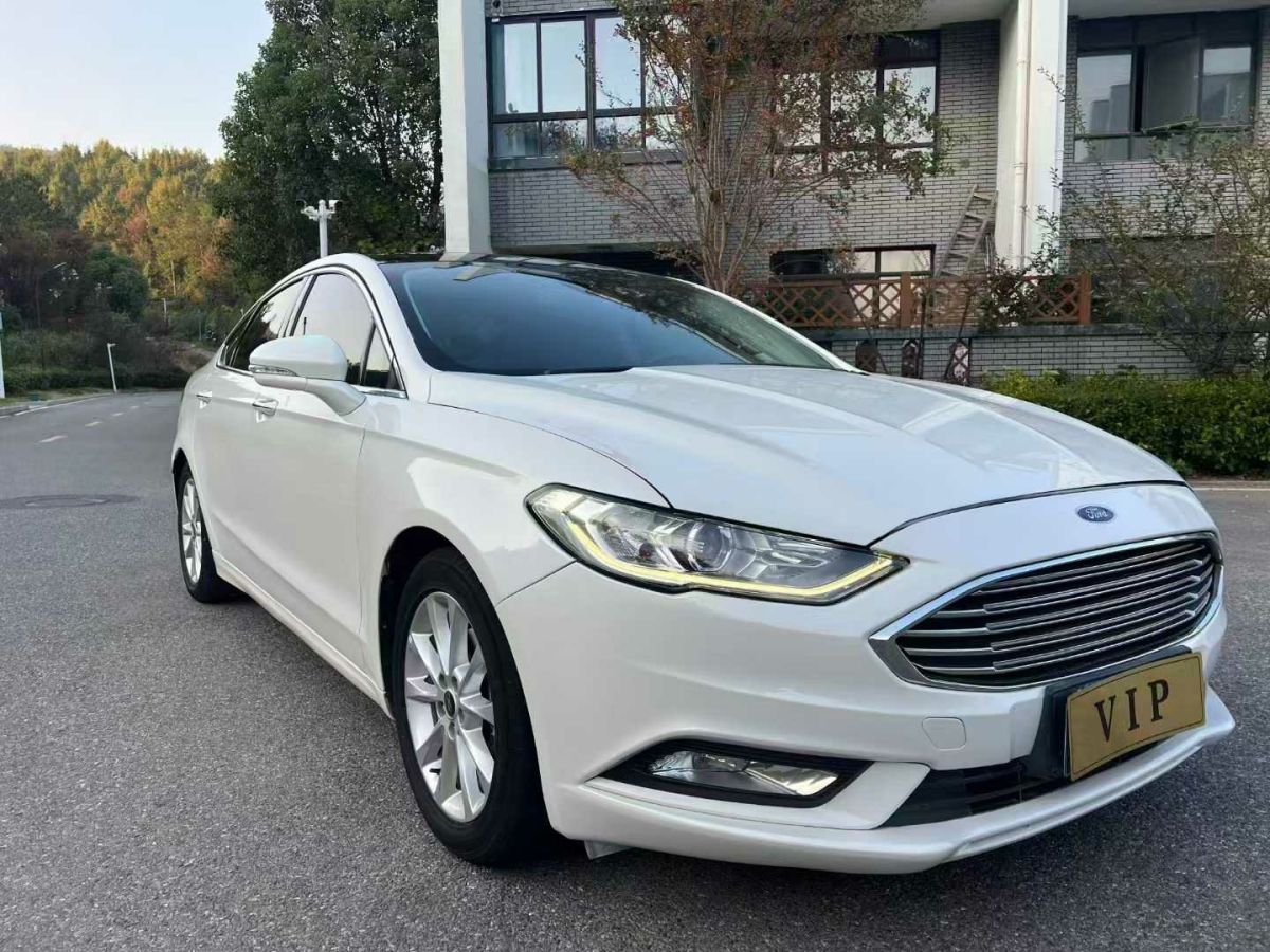 福特 蒙迪歐  2018款  EcoBoost 180 智控豪華型 國(guó)VI圖片