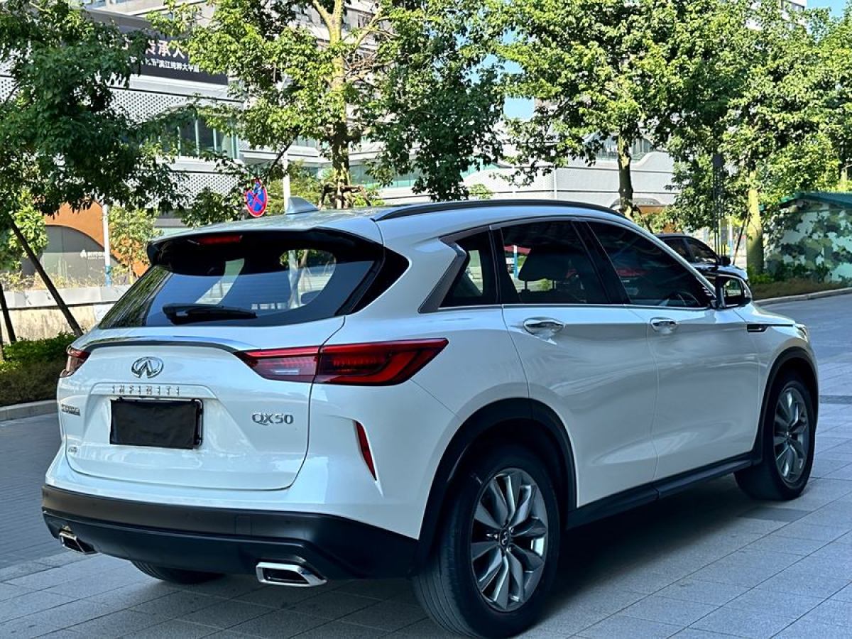 2021年9月英菲尼迪 QX50  2020款 改款 2.0T 四驅(qū)菁英版