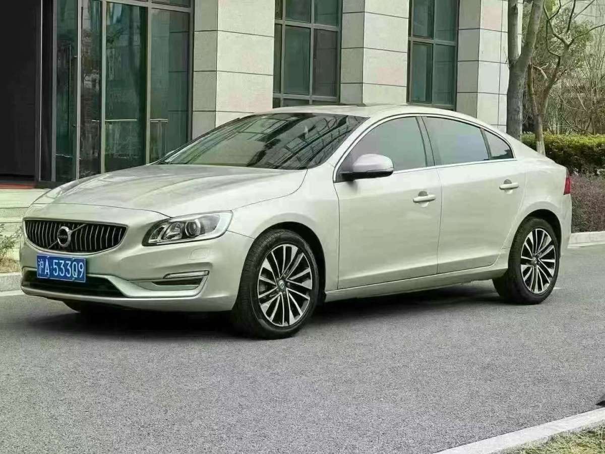 2018年3月沃爾沃 S60L  2018款 T4 智遠(yuǎn)進(jìn)取版