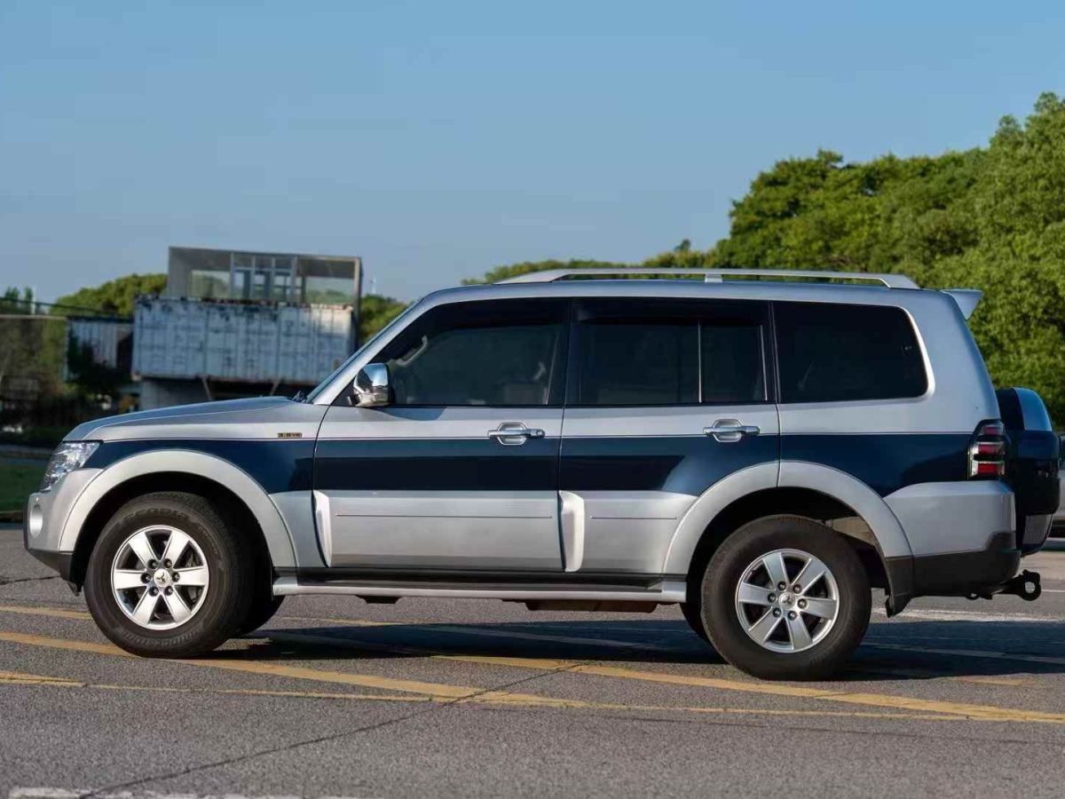 三菱 帕杰羅  2008款 V73 3.0L AT GLS圖片