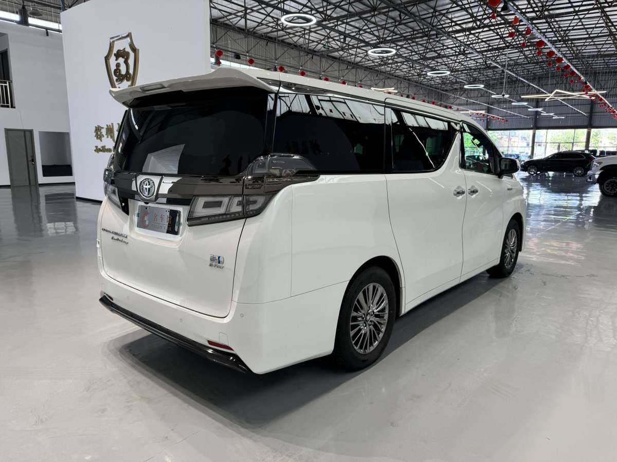 豐田 威爾法  2023款 皇冠 雙擎 2.5L HV豪華版圖片