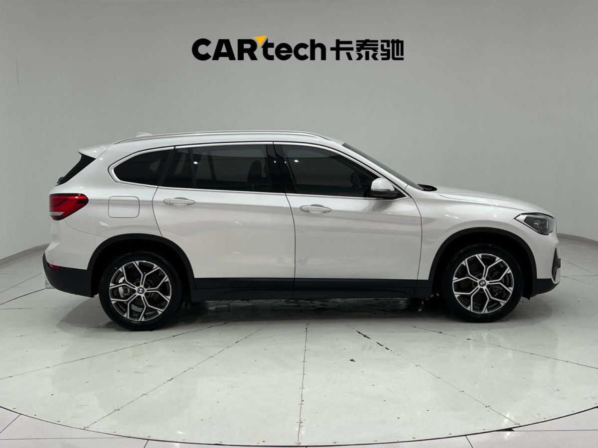 寶馬 寶馬X1  2013款 X1 xDrive20i 2.0T 探索版圖片