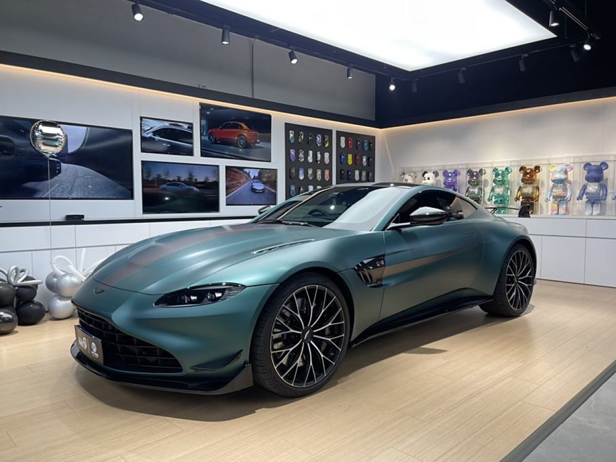 阿斯頓·馬丁 V8 Vantage  2021款 F1 Edition Coupe圖片