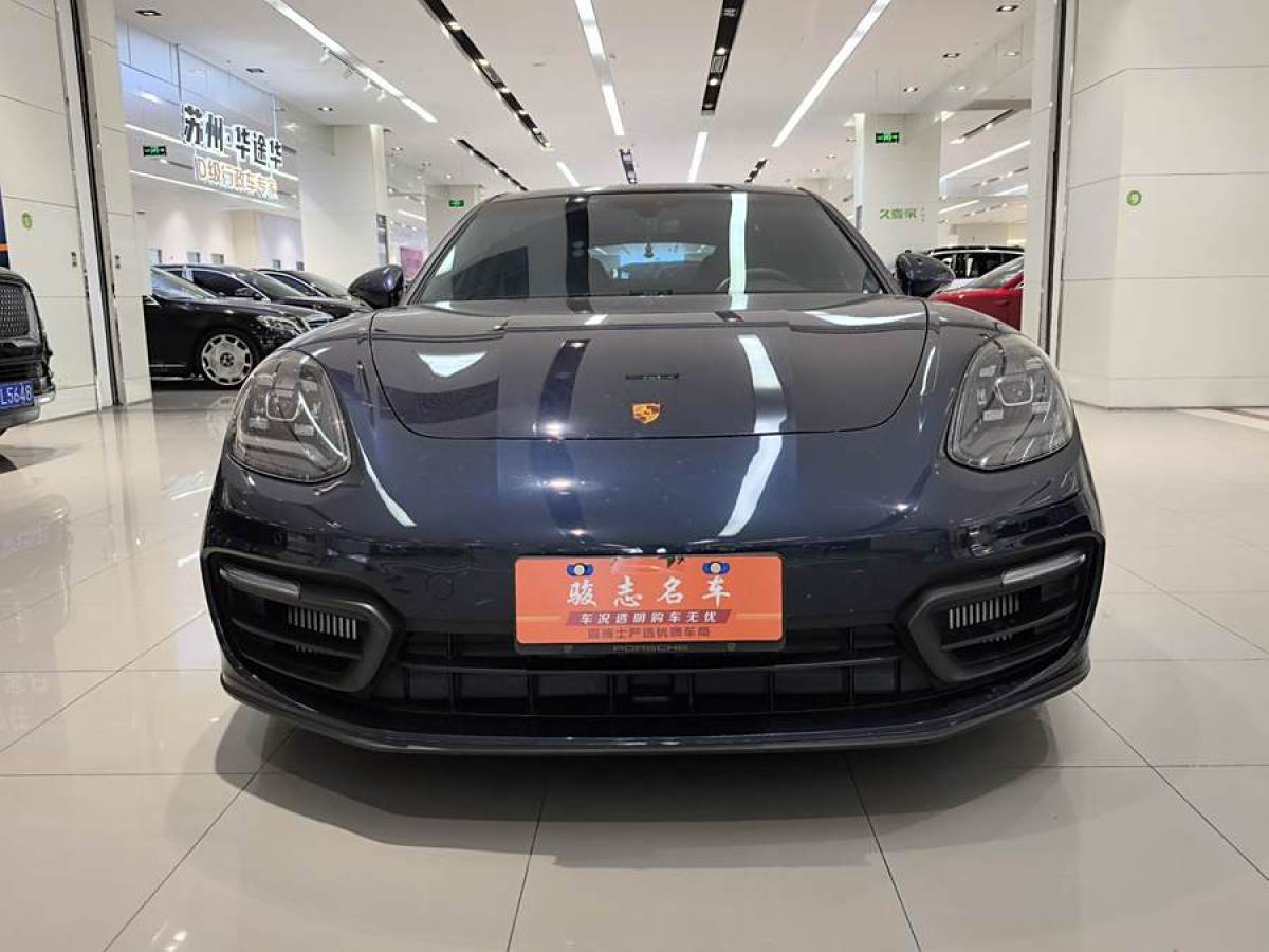 2022年2月保時(shí)捷 Panamera  2022款 Panamera 行政加長(zhǎng)版 2.9T