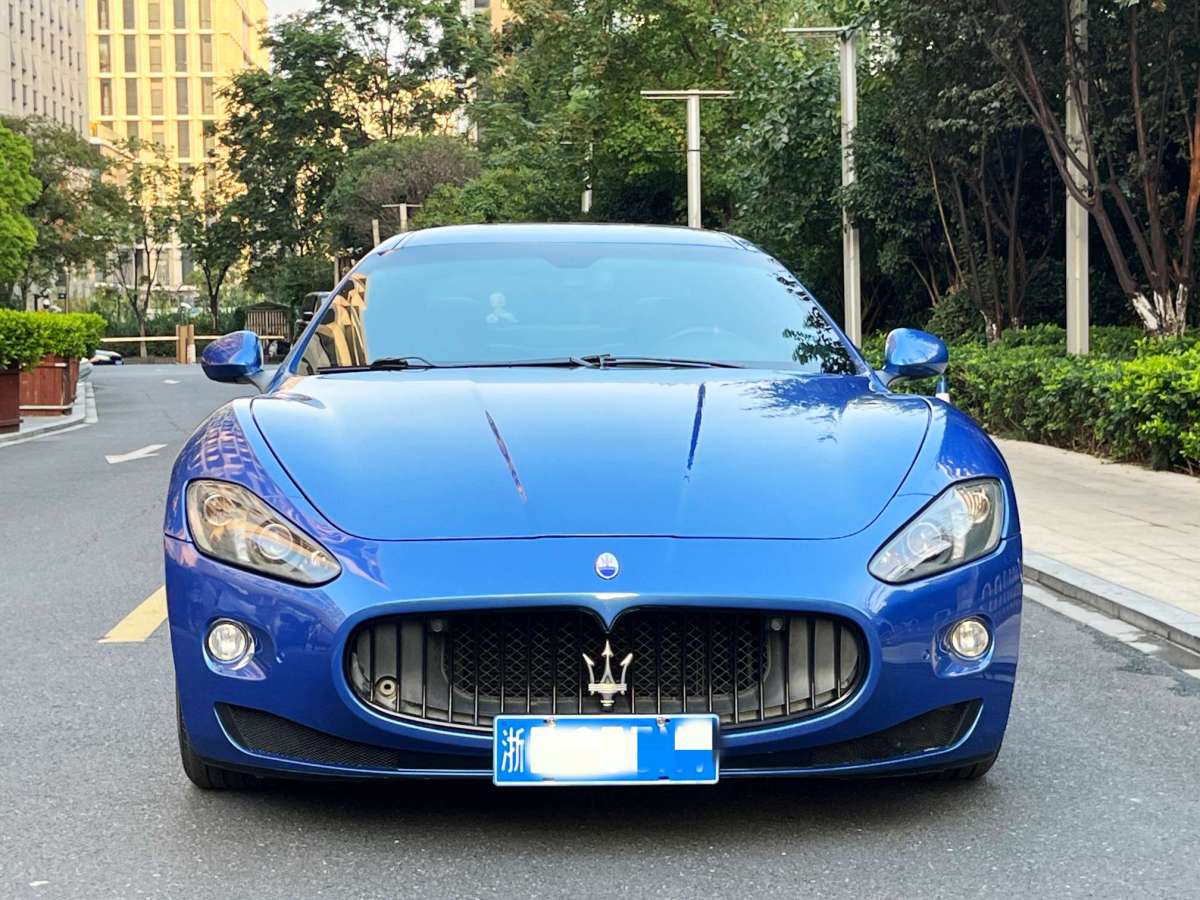 2014年01月瑪莎拉蒂 GranTurismo  2007款 4.2L 標(biāo)準(zhǔn)版