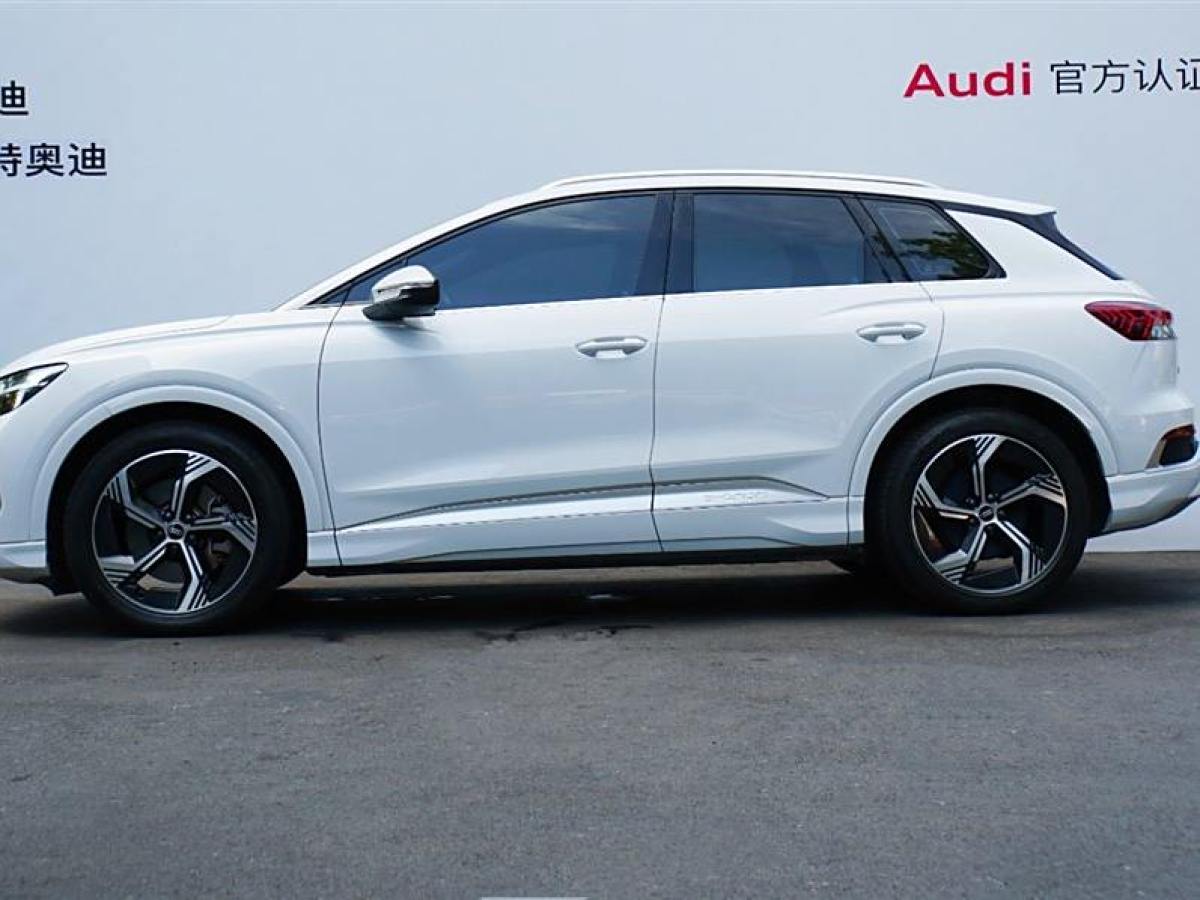 奧迪 奧迪Q4 e-tron  2022款 50 e-tron quattro 創(chuàng)境版圖片