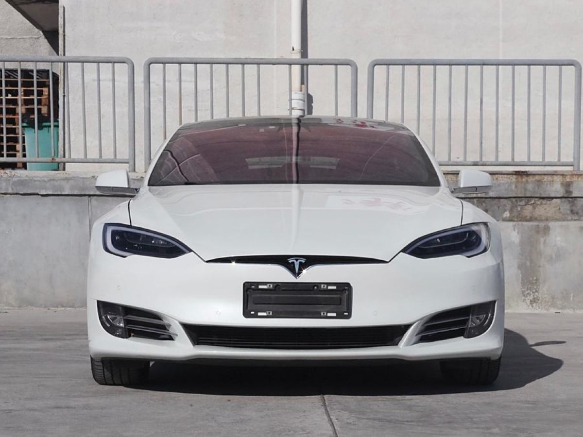 特斯拉 Model S  2017款 Model S 100D 長(zhǎng)續(xù)航版圖片