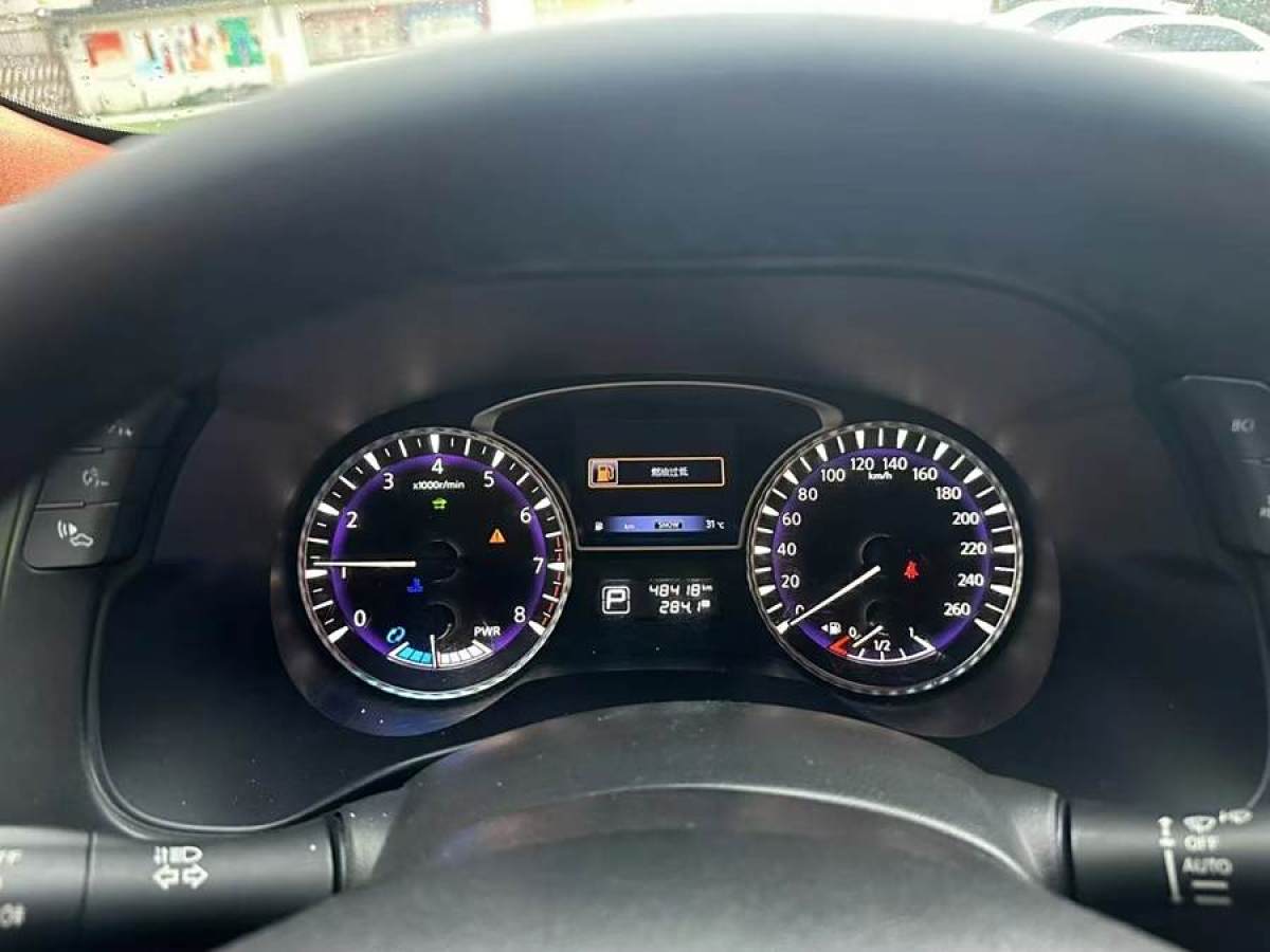 2016年11月英菲尼迪 QX60  2020款 2.5 S/C Hybrid 四驅(qū)全能版