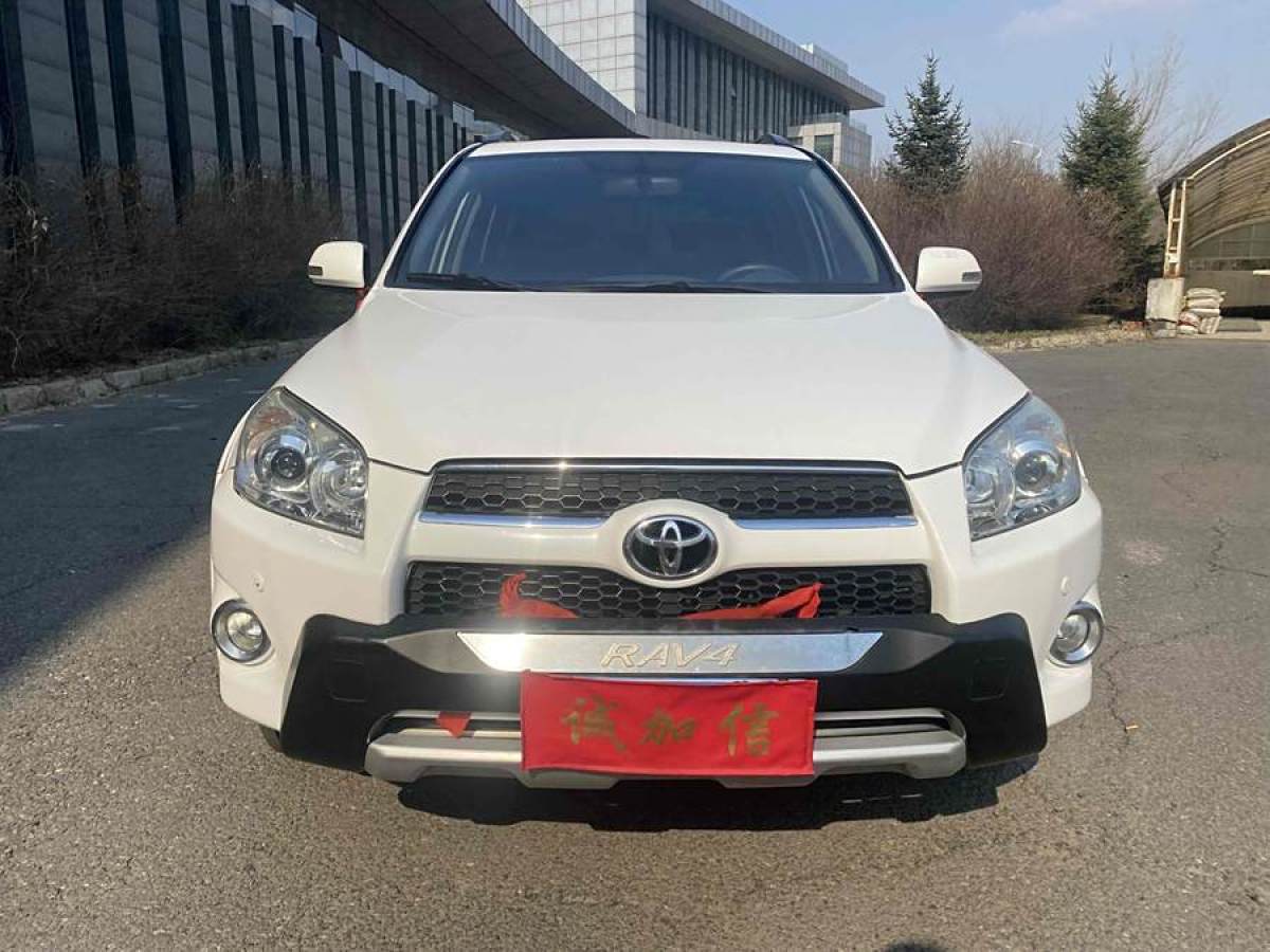 豐田 RAV4榮放  2012款 炫裝版 2.4L 自動(dòng)四驅(qū)豪華圖片