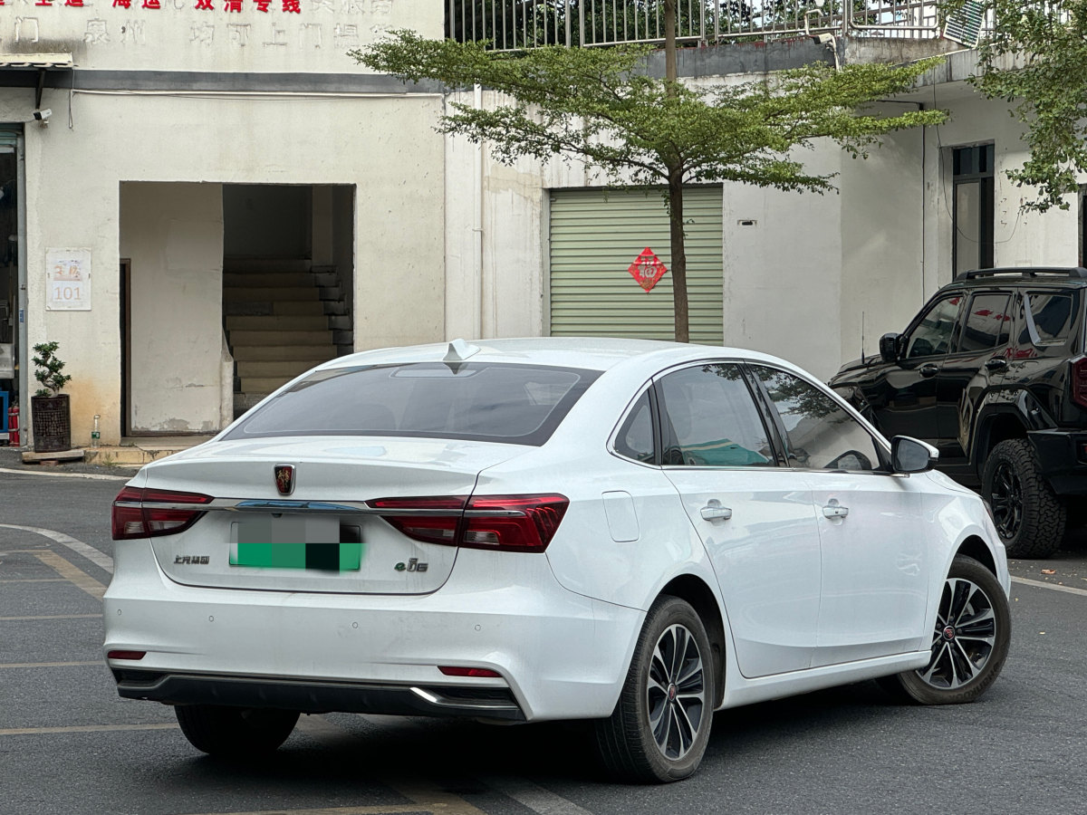 榮威 ei6  2019款 PLUS 50T 互聯(lián)網(wǎng)榮耀旗艦版圖片