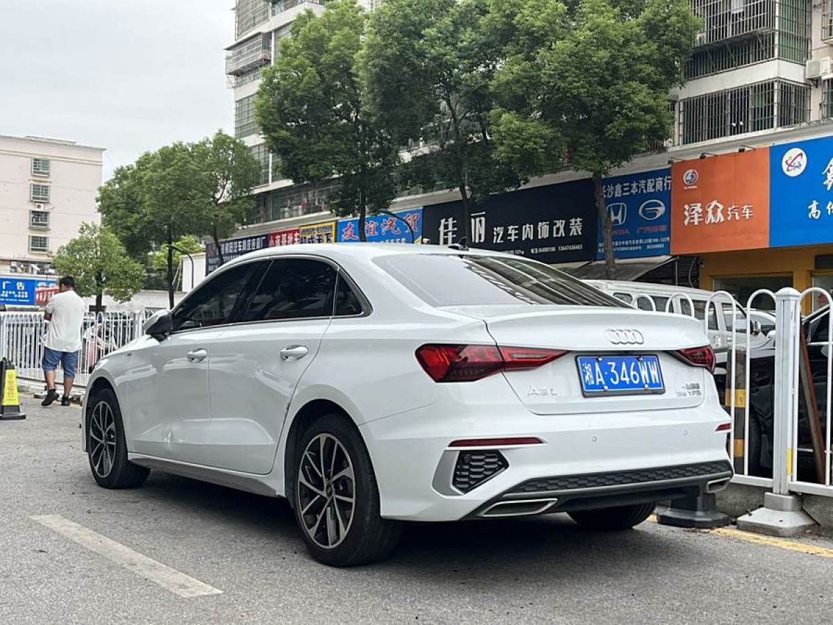 奧迪 奧迪A3  2024款 Sportback 35 TFSI 進(jìn)取運(yùn)動(dòng)型圖片