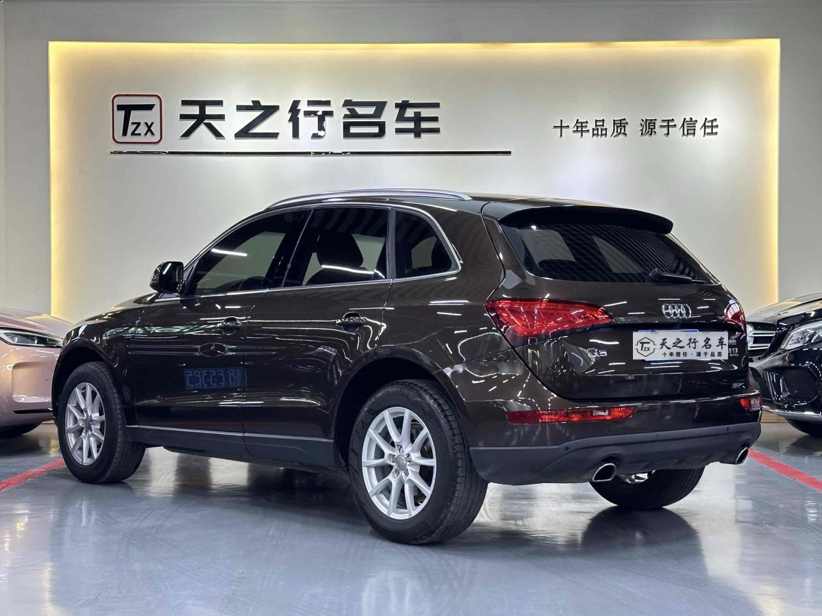 奧迪 奧迪Q5  2013款 40 TFSI 進(jìn)取型圖片