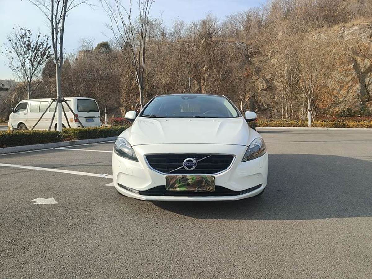 沃爾沃 V40  2015款 1.6T 智雅版圖片