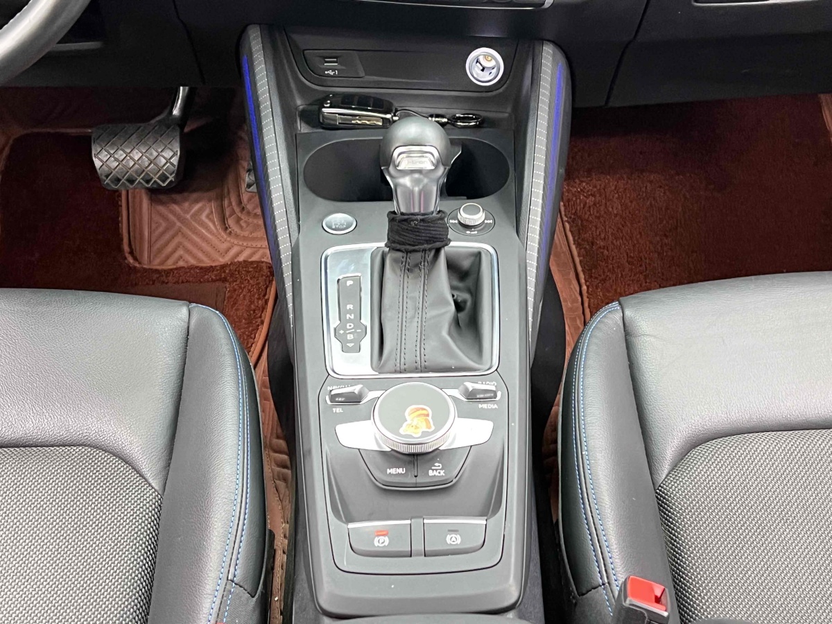 奧迪 Q2L e-tron  2019款 e-tron 純電智酷型圖片