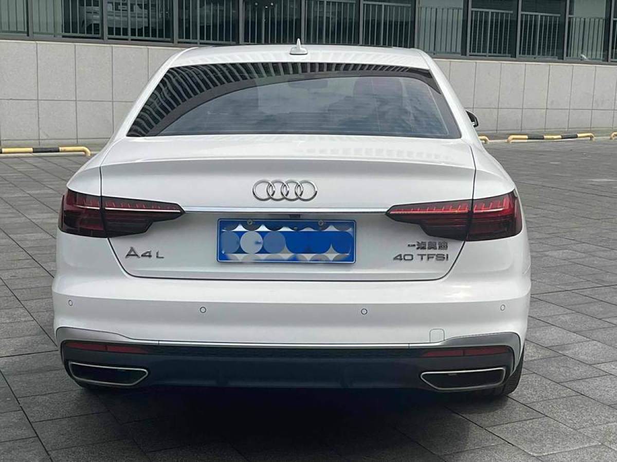 奧迪 奧迪A4L  2022款 40 TFSI 時(shí)尚動(dòng)感型圖片