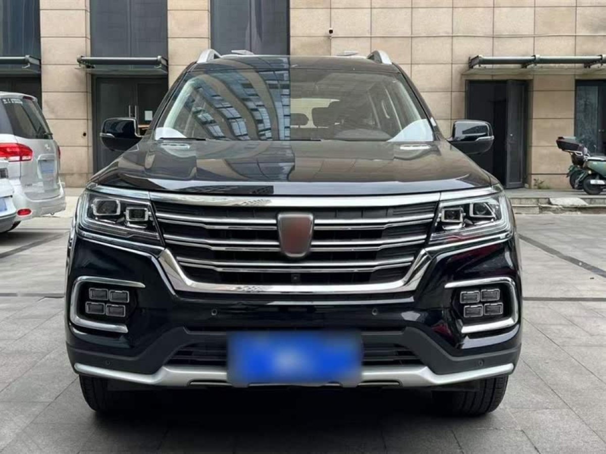 榮威 RX8  2018款 30T 智聯(lián)網(wǎng)兩驅(qū)旗艦版圖片