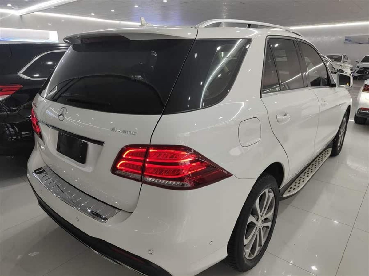 奔馳 奔馳GLE  2017款 GLE 320 4MATIC 動感型圖片